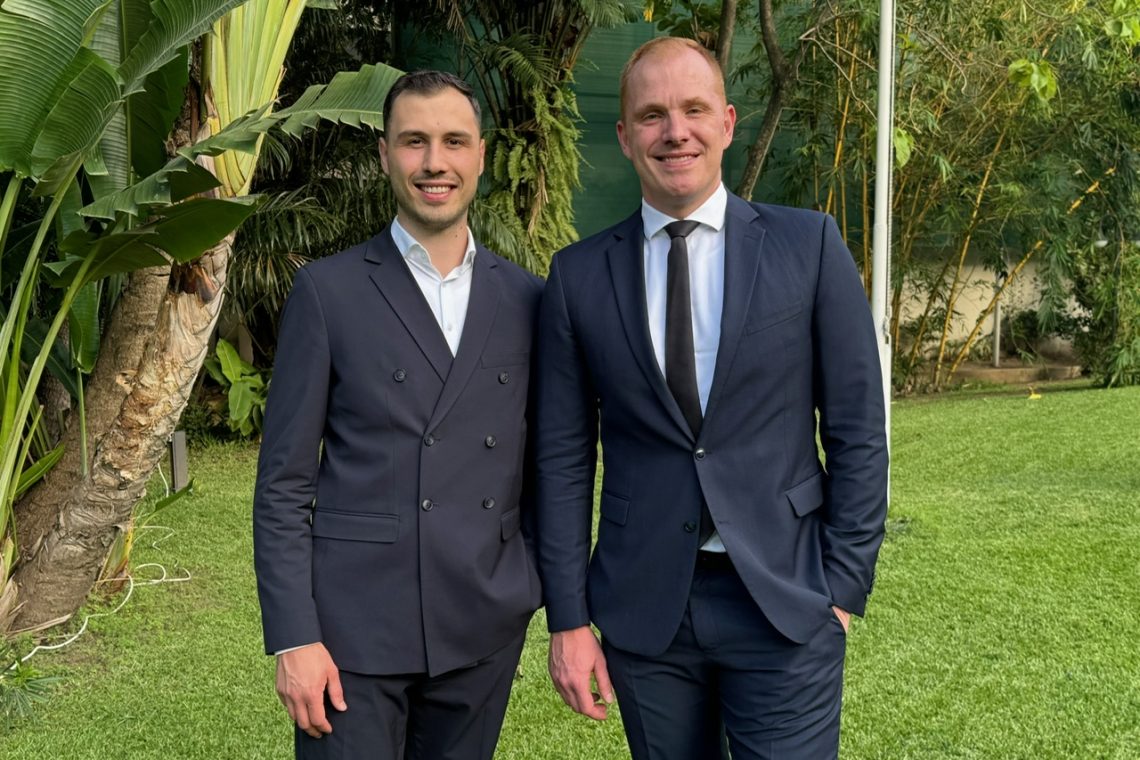 Stolze Botschafter der deutschen Sparkassen: Luka Lukenda, links, und Ramon Kimmel